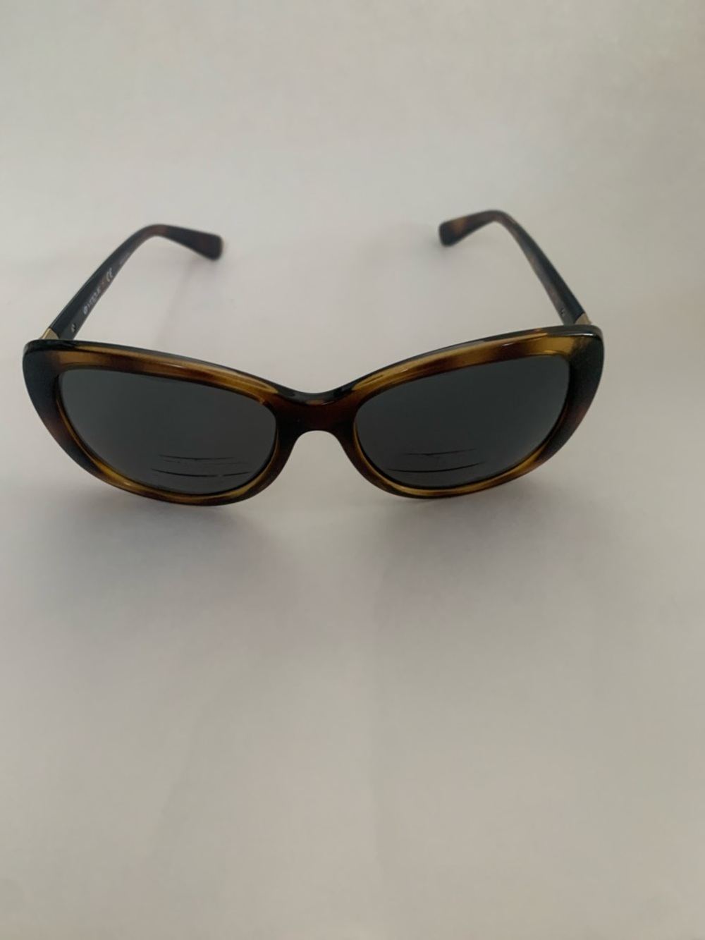 Frame only  vogue Sunglasses Whitout case